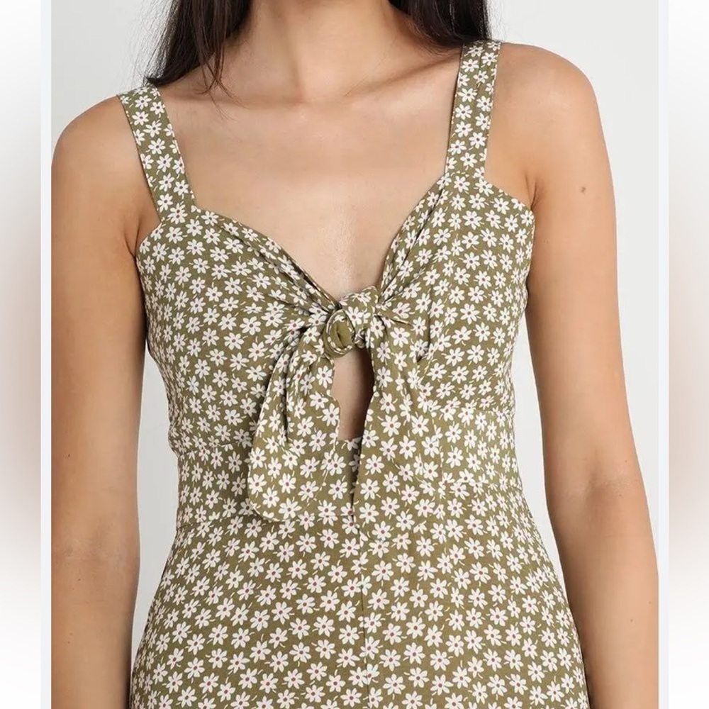 Madewell Green Daisy 70s Floral Print Cut Out Bust Cropped Jumpsuit Size 0